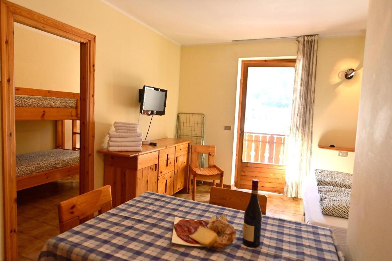 Residence Raethia Tra Bormio E Livigno Pradelle Ngoại thất bức ảnh