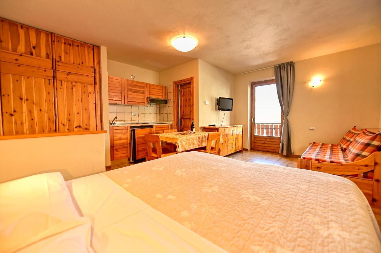 Residence Raethia Tra Bormio E Livigno Pradelle Ngoại thất bức ảnh