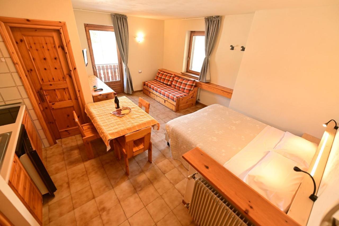 Residence Raethia Tra Bormio E Livigno Pradelle Ngoại thất bức ảnh
