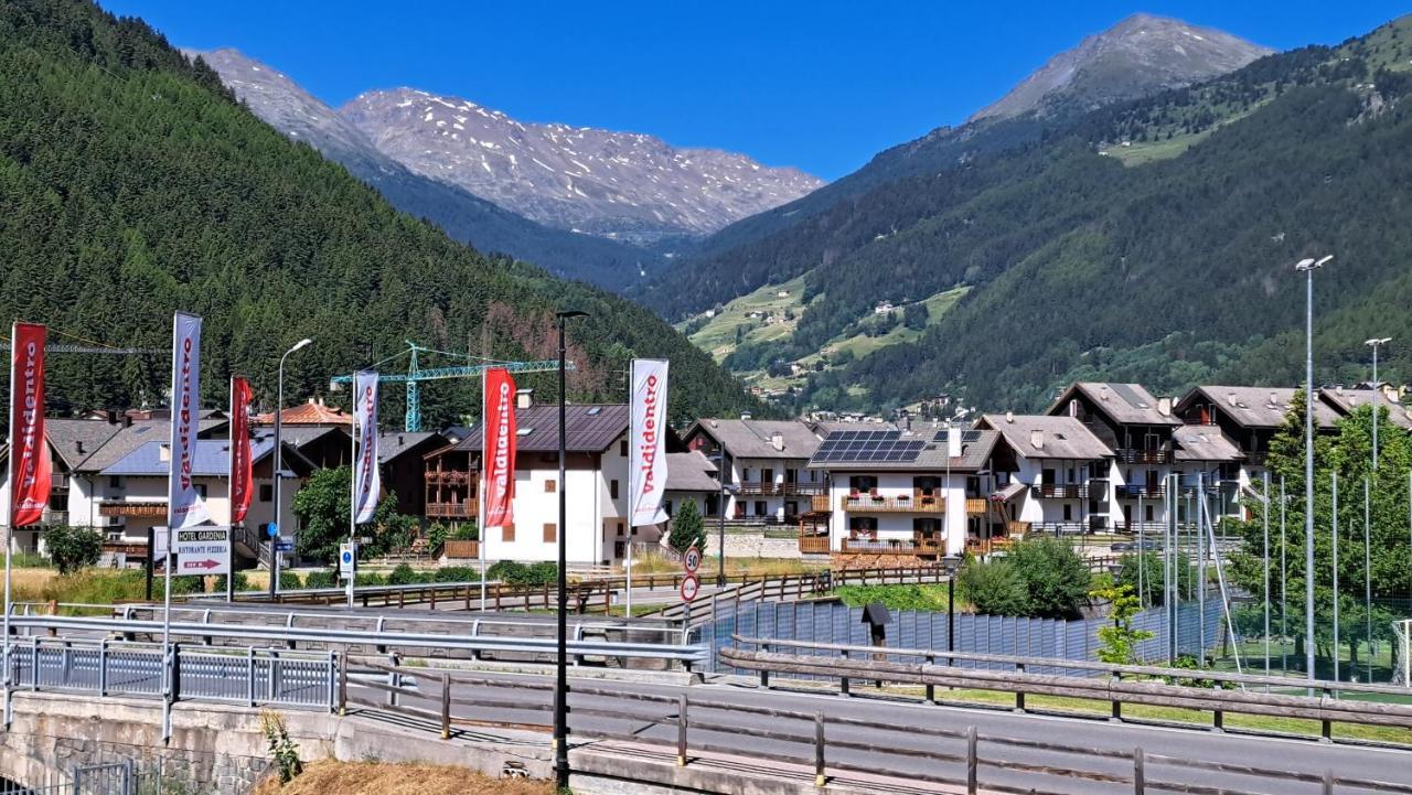 Residence Raethia Tra Bormio E Livigno Pradelle Ngoại thất bức ảnh